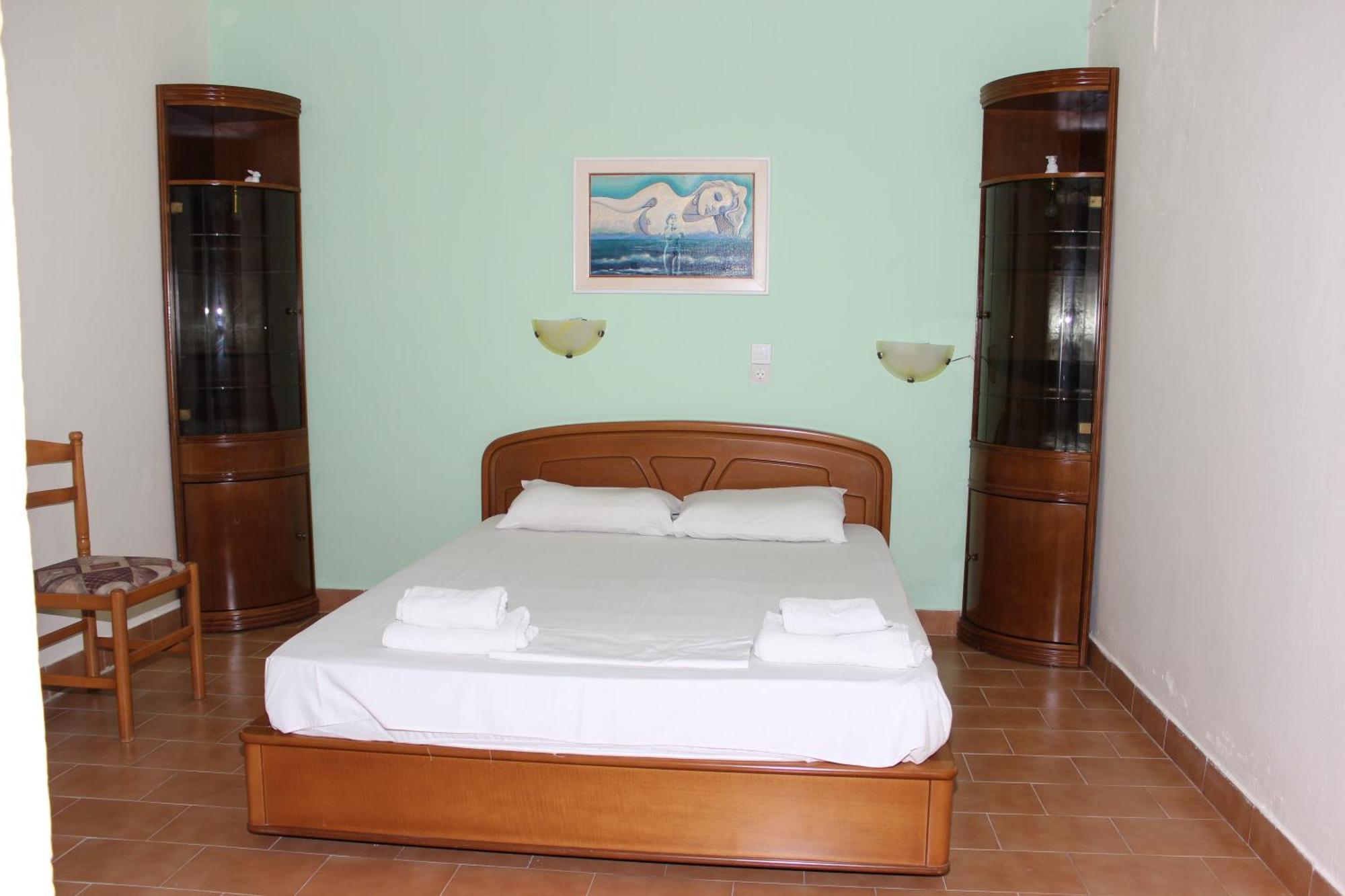 Pantelis Apartments Агиос-Георгиос Экстерьер фото